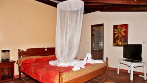 Room - Hermitage Terrace Hotel (Soufrière)