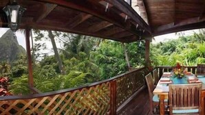 Outdoor dining - Hermitage Terrace Hotel (Soufrière)
