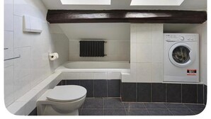 Unclassified image, 5 of 19, button - Vrbo Property (Milano)