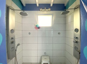 Bathroom - Vrbo Property (Le Gosier)