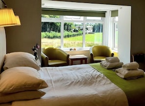 Room - The White House (Penrith)