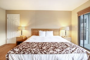 Room - Ironwood by Whiski Jack (Whistler)