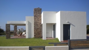 Exterior - Cristelia Luxury Sea Front and Pool Villa (Rhodes)