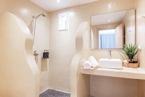 Bathroom - With Inn (Mykonos)