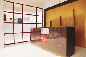 Lobby - OYO Apartments Hinjewadi (Paud)
