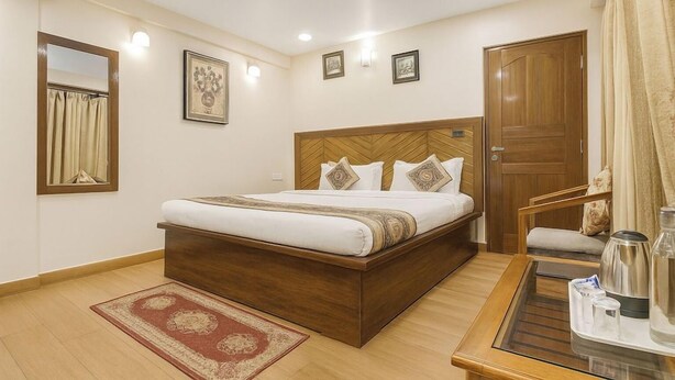 Room - OYO Rooms Cooch Behar Road (Darjeeling)