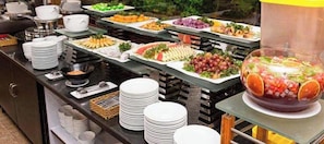 Dining - Hoang Thanh Thuy Hotel 1 (Ho Chi Minh Municipality)