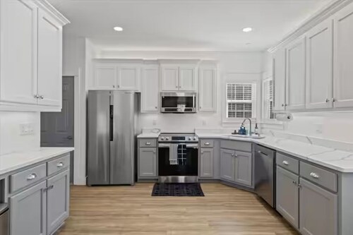Spacious Garner Oasis w/ Private Pool - 12 Guests