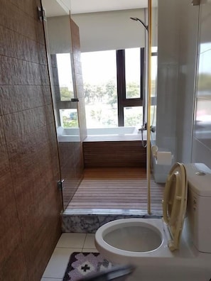 Bathroom - Shuian 180 (Tainan)