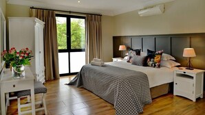 Room - aha River Place Lodge (Centurion)
