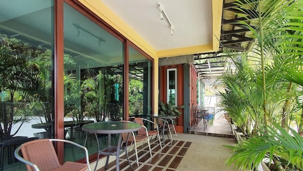 Ảnh chưa phân loại, 1 trong số 60 ảnh, nút