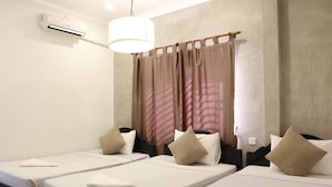 Room - Pool Party Hostel (Siem Reap)