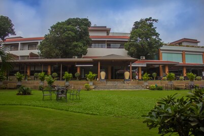 Club Mahindra Hatgad