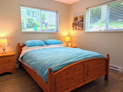 Blacktail Cabin - Hot Tub, Playground, BBQ, Trails