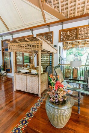 Khuôn viên nơi lưu trú