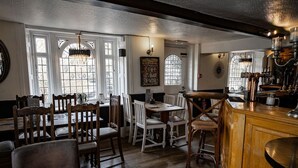 Dining - Kings Head Inn (Rye)