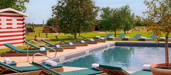 Barnsdale Lodge Hotel And Restaurant