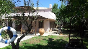 Unclassified image, 2 of 30, button - Zeus House (Lasithi Plateau)