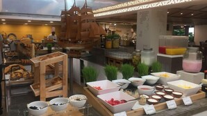 Dining - Madhubhan Resort and Spa (Anand)