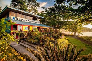 Unclassified image, 2 of 29, button - Kurma Freedive Camiguin (Mambajao)
