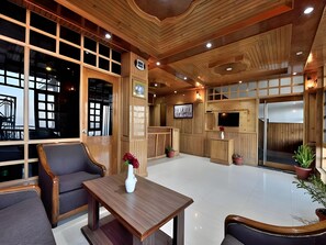 Lobby - Galleu Hill Resorts (Theog)