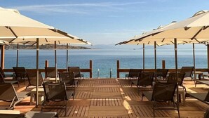 Outdoor dining - Nazli Hotel (Bodrum)