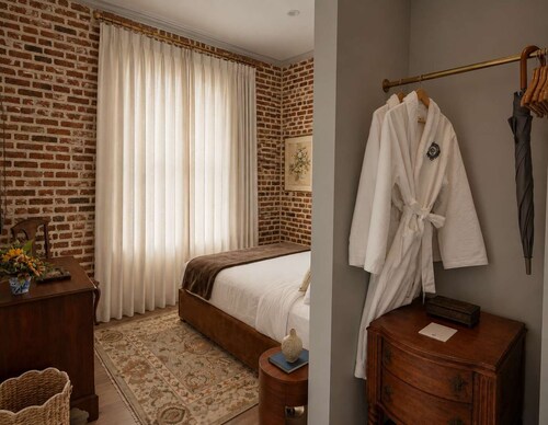 Neiman's Room at Keystone Hotel - 202