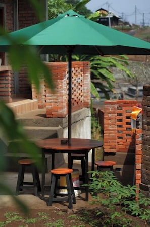 Living area - Keramas Jungle House (Gianyar)