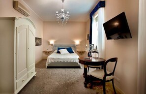 Room - Porta Di Mezzo Luxury B And B (Taormina)