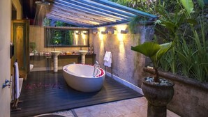 Unclassified image, 5 of 60, button - Tirta Naga Villa (Seminyak)