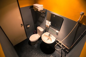 Bathroom - Travel Apartment (Hengchun)