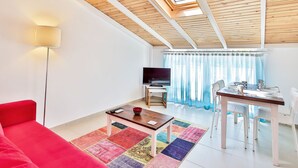 Ảnh chưa phân loại, 5 trong số 28 ảnh, nút