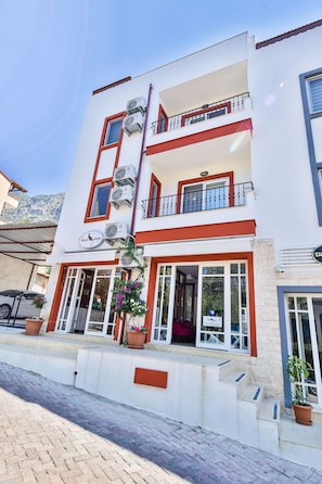 Exterior - Kas Inn Suites (Kaş)