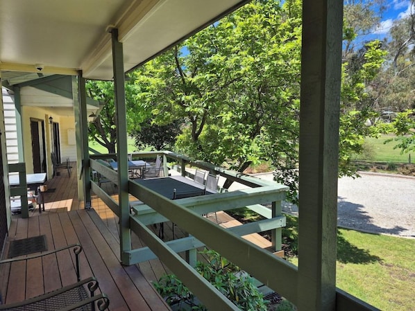 Unclassified image, 1 of 50, button - Golden Heritage Apartments Beechworth (Beechworth)