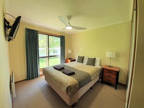Unclassified image, 2 of 50, button - Golden Heritage Apartments Beechworth (Beechworth)