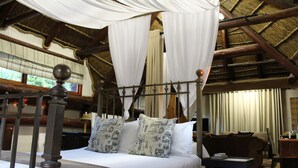 Room - Tidewaters River Lodge (East London)
