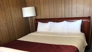 Room - Knights Inn Stevens Point (Stevens Point)