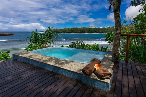 Namale Resort and Spa