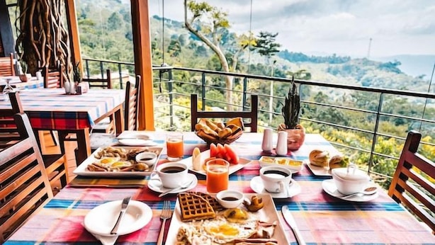 Outdoor dining - Melheim Haputale (Beragala)
