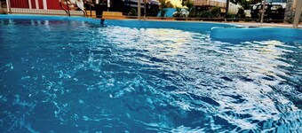 Palm Court Budget Motel Hostel/backpackers