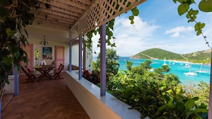 Outdoor dining - White Bay Villas (Jost Van Dyke)