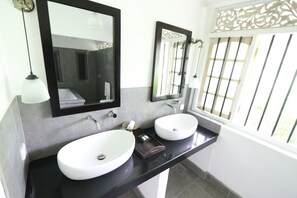 Unclassified image, 5 of 71, button - Plantation Villa (Matugama)