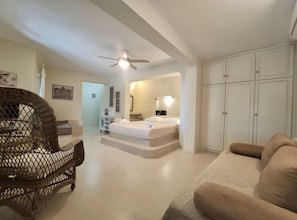 Unclassified image, 3 of 96, button - Porto Koundouros Villas (Kea)