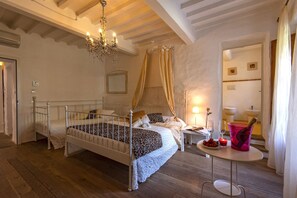 Room - B B Poggio Del Drago (Civitella in Val di Chiana)