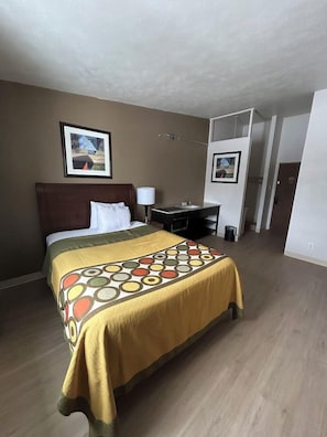 Unclassified image, 5 of 25, button - Traveler Inn Sterling (Sterling)
