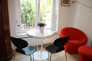 Dining - Govienna Charming Studio (Vienna)