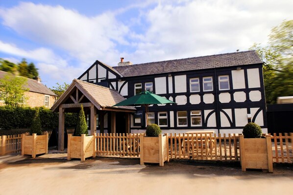 Exterior - The Fenwick Arms (Lancaster)