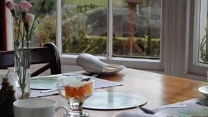 Dining - Whashton Springs Farmhouse B&B (Richmond)