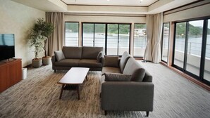 Unclassified image, 5 of 55, button - Yukai Resort Premium Koshinoyu (Nachikatsuura)
