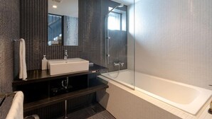 Bathroom - Kira Kira (Kutchan)